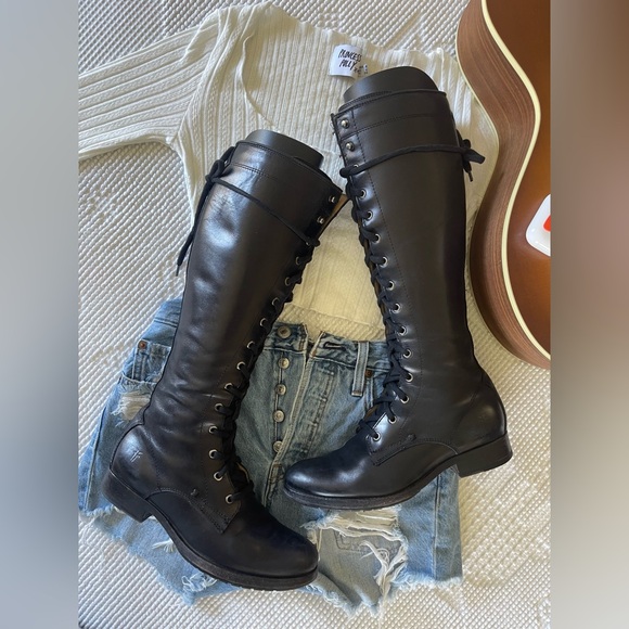 FRYE | Melissa Lace Up Boots - Picture 2 of 8
